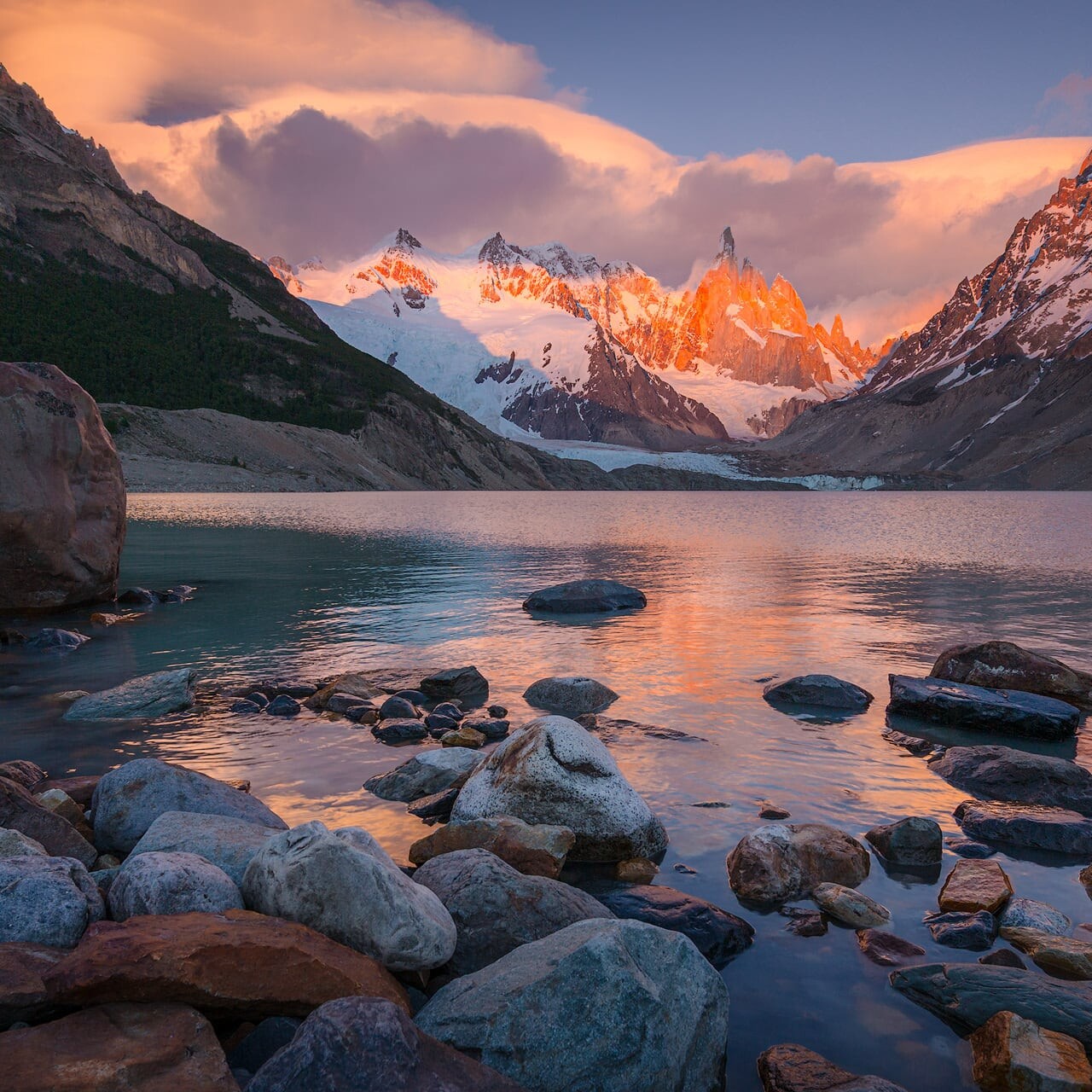 Laguna Torre — Cerro Torre at sunrise Cerro Torre above Laguna Torre with icebergs and glacial water at sunrise, El Chaltén, Patagonia