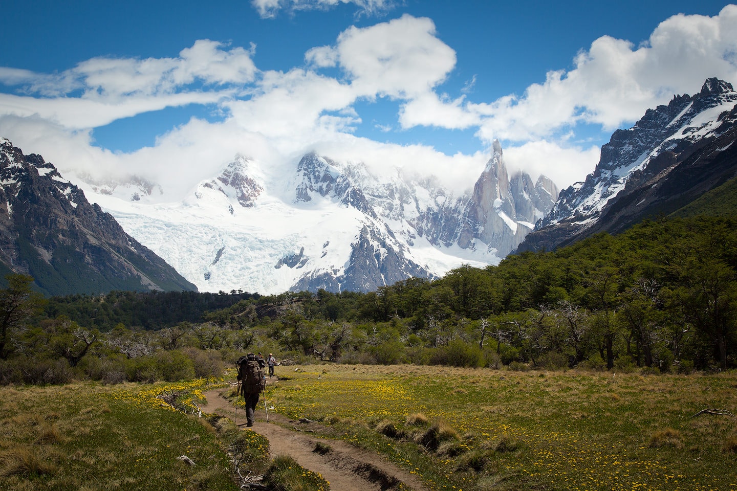 Hikers on the trail to Cerro Torre.